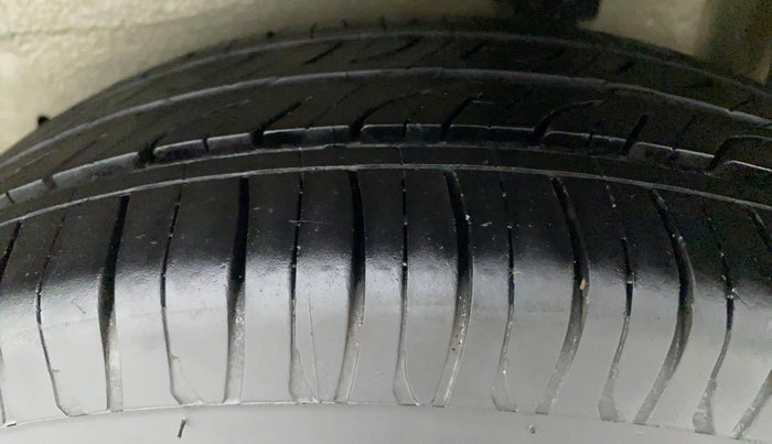 2017 Maruti Celerio ZXI, Petrol, Manual, 66,656 km, Left Rear Tyre Tread