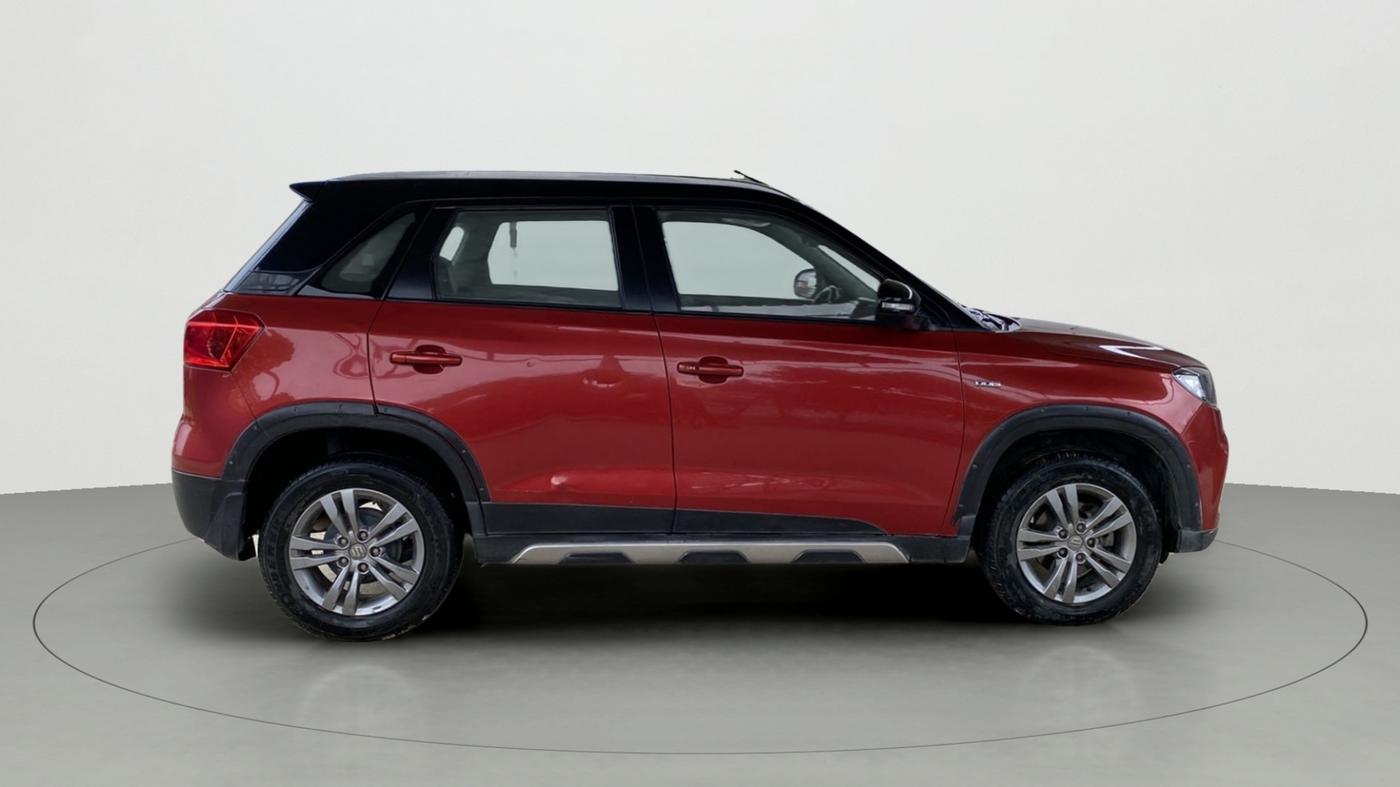 2016 Maruti Vitara Brezza ZDI PLUS DUAL TONE, Diesel, Manual, 68,761 km, Right Side View