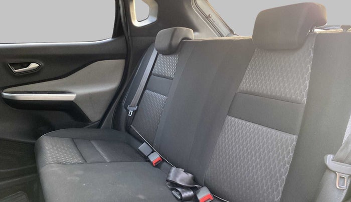 2021 Nissan MAGNITE XL TURBO, Petrol, Manual, 26,387 km, Right Side Rear Door Cabin