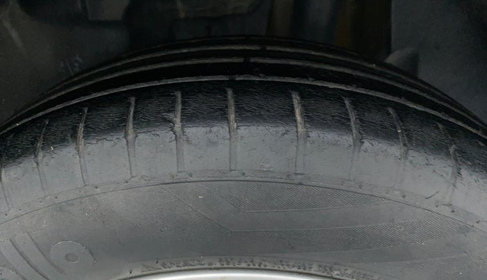 2018 Maruti Swift ZXI (AMT), Petrol, Automatic, 57,912 km, Left Rear Tyre Tread