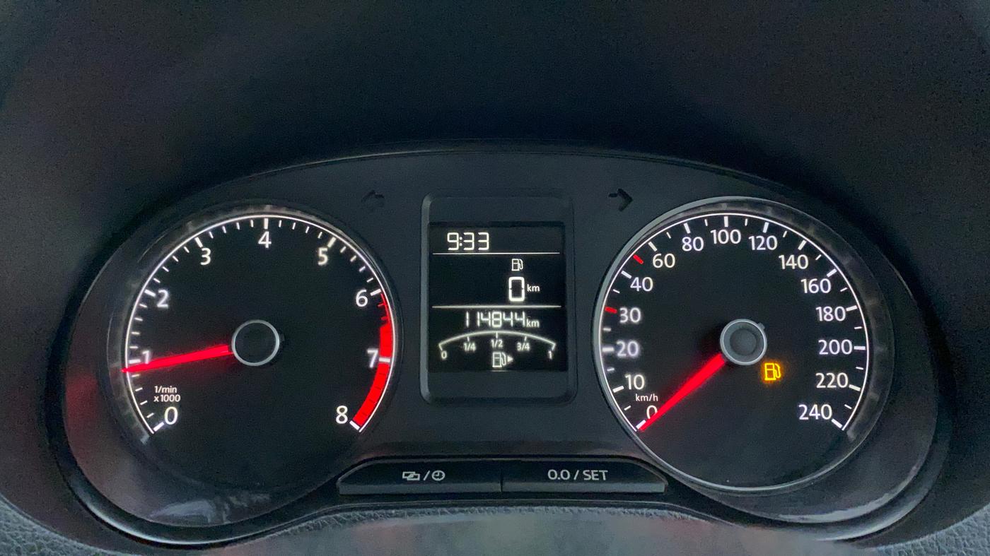 2017 Volkswagen Ameo HIGHLINE1.2L PLUS 16 ALLOY, Petrol, Manual, 1,14,844 km, Odometer Image