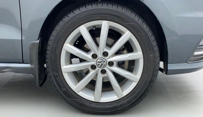2017 Volkswagen Ameo HIGHLINE1.2L PLUS 16 ALLOY, Petrol, Manual, 1,14,844 km, Right Front Wheel