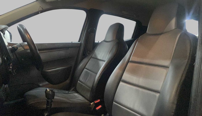 2015 Renault Kwid RXT 0.8 (O), Petrol, Manual, 21,206 km, Right Side Front Door Cabin