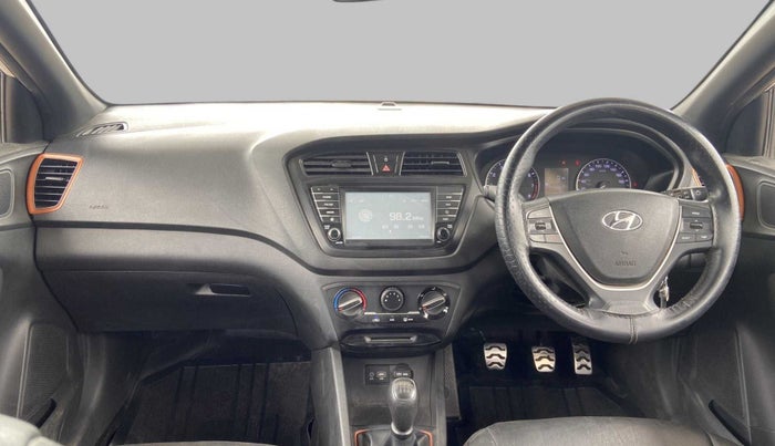 2017 Hyundai i20 Active 1.2 S, Petrol, Manual, 91,107 km, Dashboard