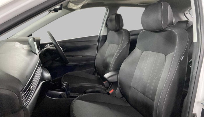 2022 Hyundai NEW I20 ASTA (O) 1.2 AT, Petrol, Automatic, 2,722 km, Right Side Front Door Cabin