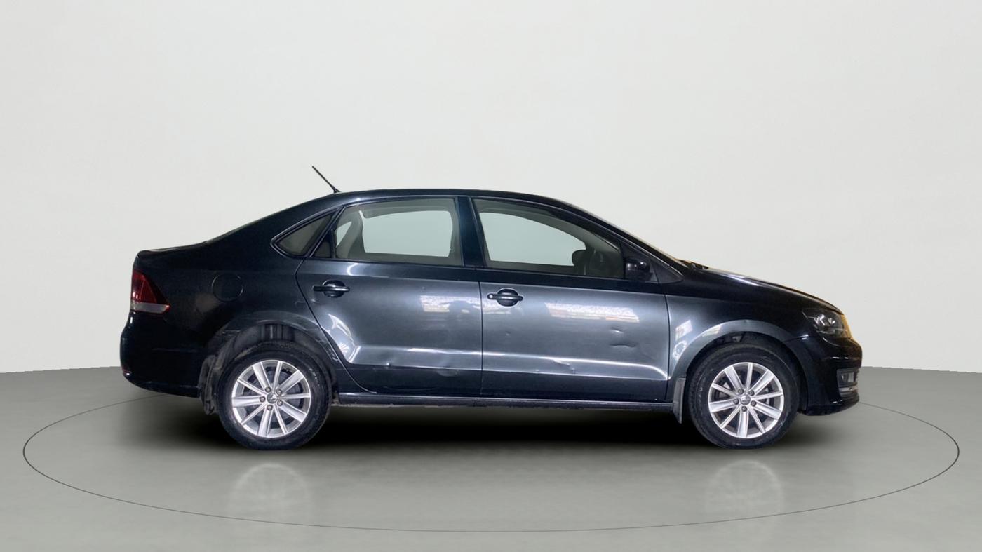 2017 Volkswagen Vento HIGHLINE PLUS 1.5 16 ALLOY, Diesel, Manual, 43,583 km, Right Side
