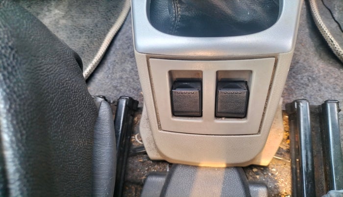 2017 Maruti Alto K10 VXI (O), Petrol, Manual, 54,233 km, Left front window switch / handle - Power window makes minor noise