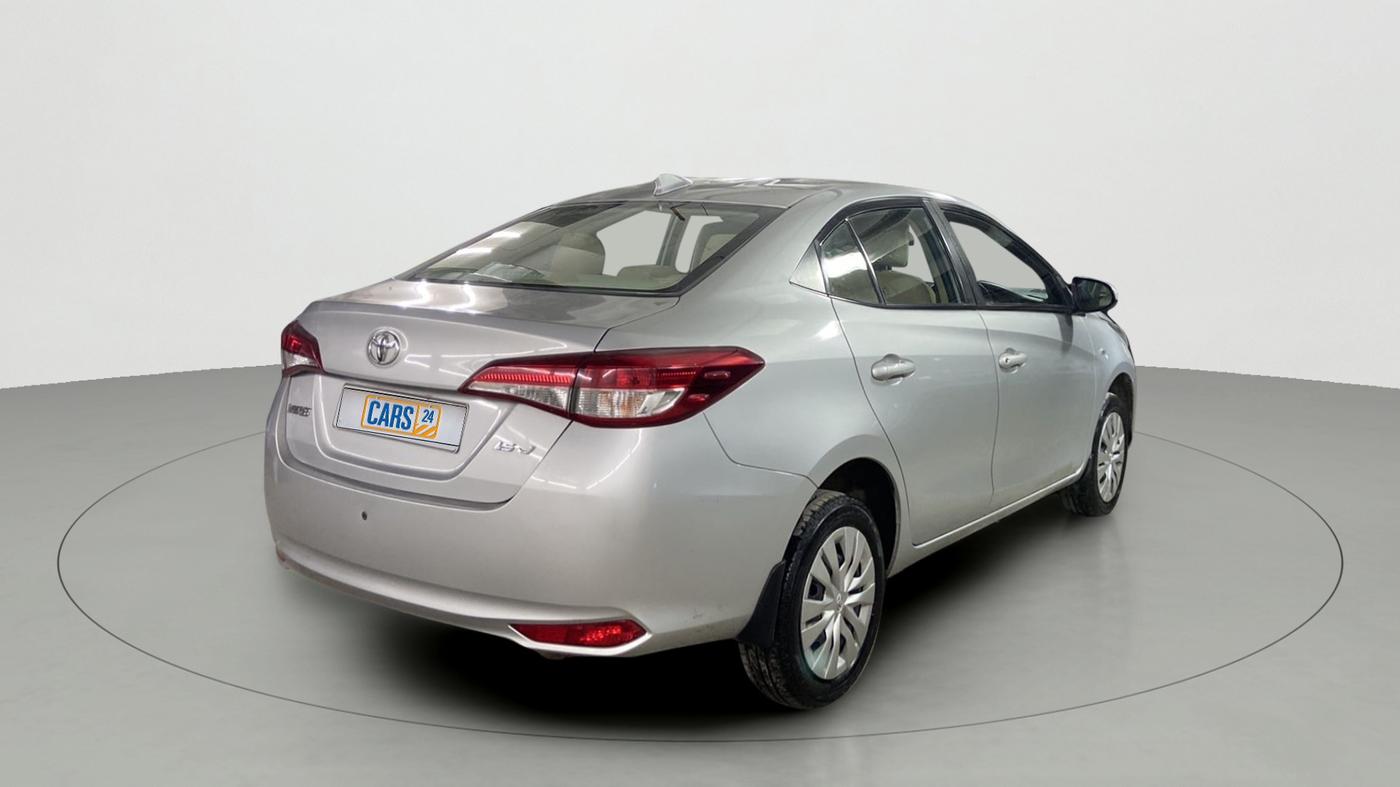 2019 Toyota YARIS J CVT, Petrol, Automatic, 15,353 km, Right Back Diagonal