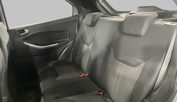 2019 Ford FREESTYLE TREND 1.2 PETROL, Petrol, Manual, 17,523 km, Right Side Rear Door Cabin