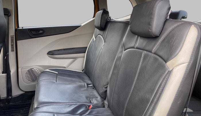 2020 Renault TRIBER RXT AMT, Petrol, Automatic, 25,986 km, Right Side Rear Door Cabin