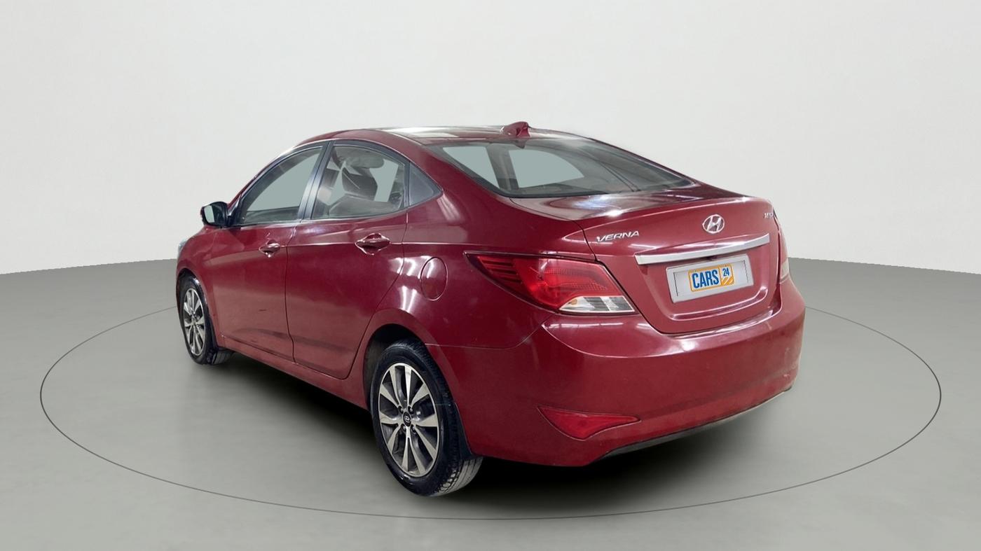 2016 Hyundai Verna 1.6 CRDI SX, Diesel, Manual, 67,877 km, Left Back Diagonal