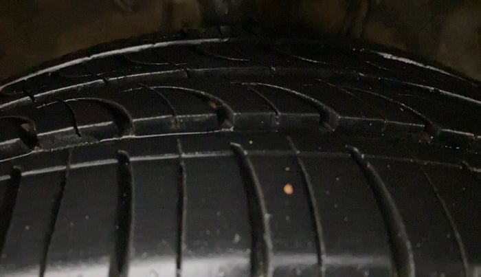 2014 Hyundai i20 ASTA 1.2, Petrol, Manual, 36,268 km, Right Front Tyre Tread