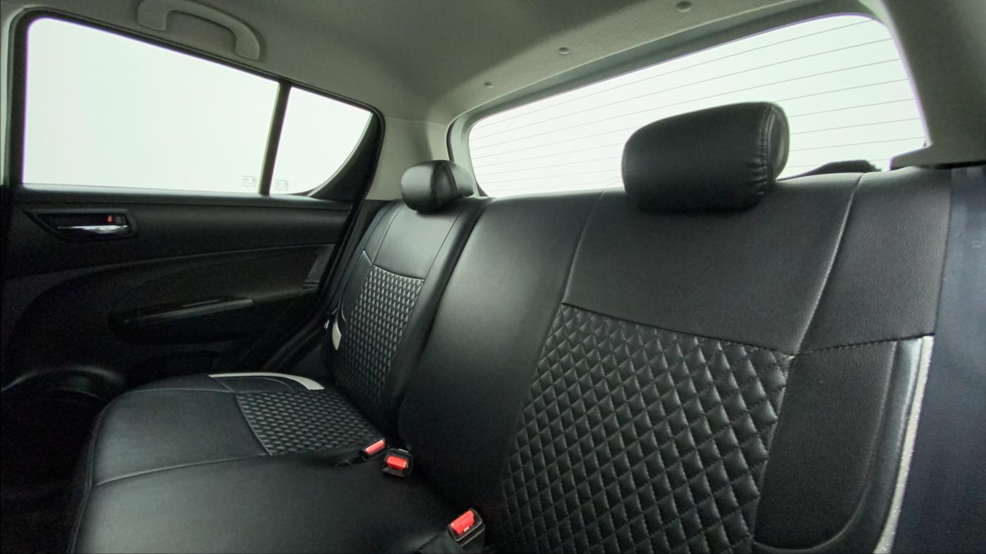 2016 Maruti Swift ZXI, Petrol, Manual, 45,118 km, Right Side Rear Door Cabin