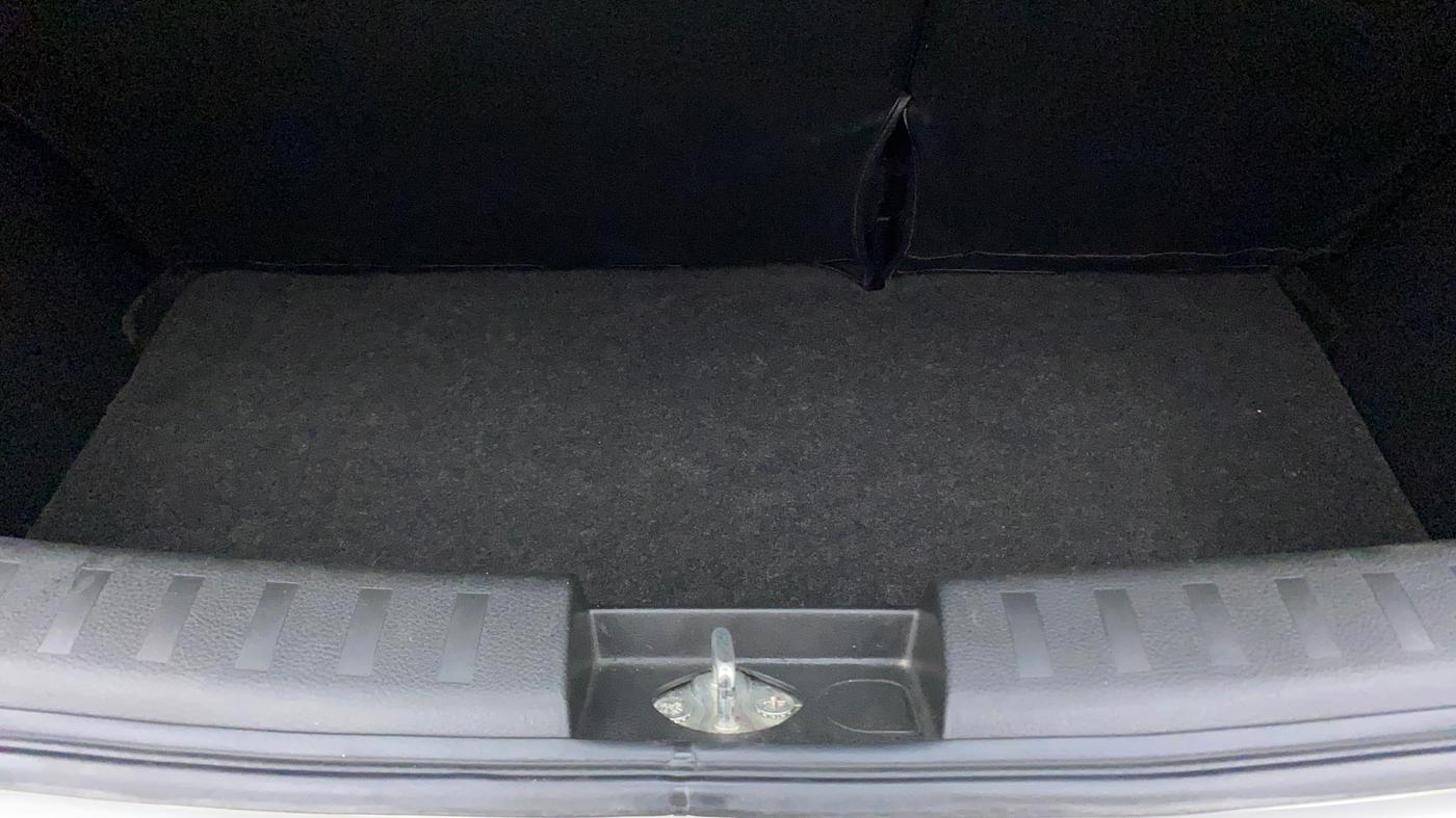 2016 Maruti Swift ZXI, Petrol, Manual, 45,118 km, Boot Inside
