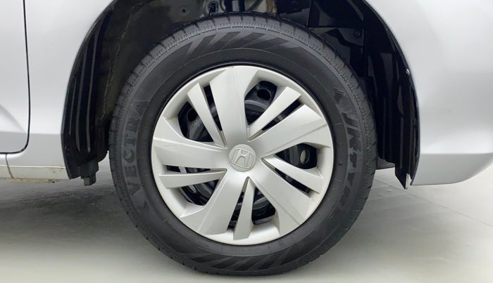 2022 Honda Amaze 1.2L I-VTEC S, Petrol, Manual, 17,752 km, Right Front Wheel