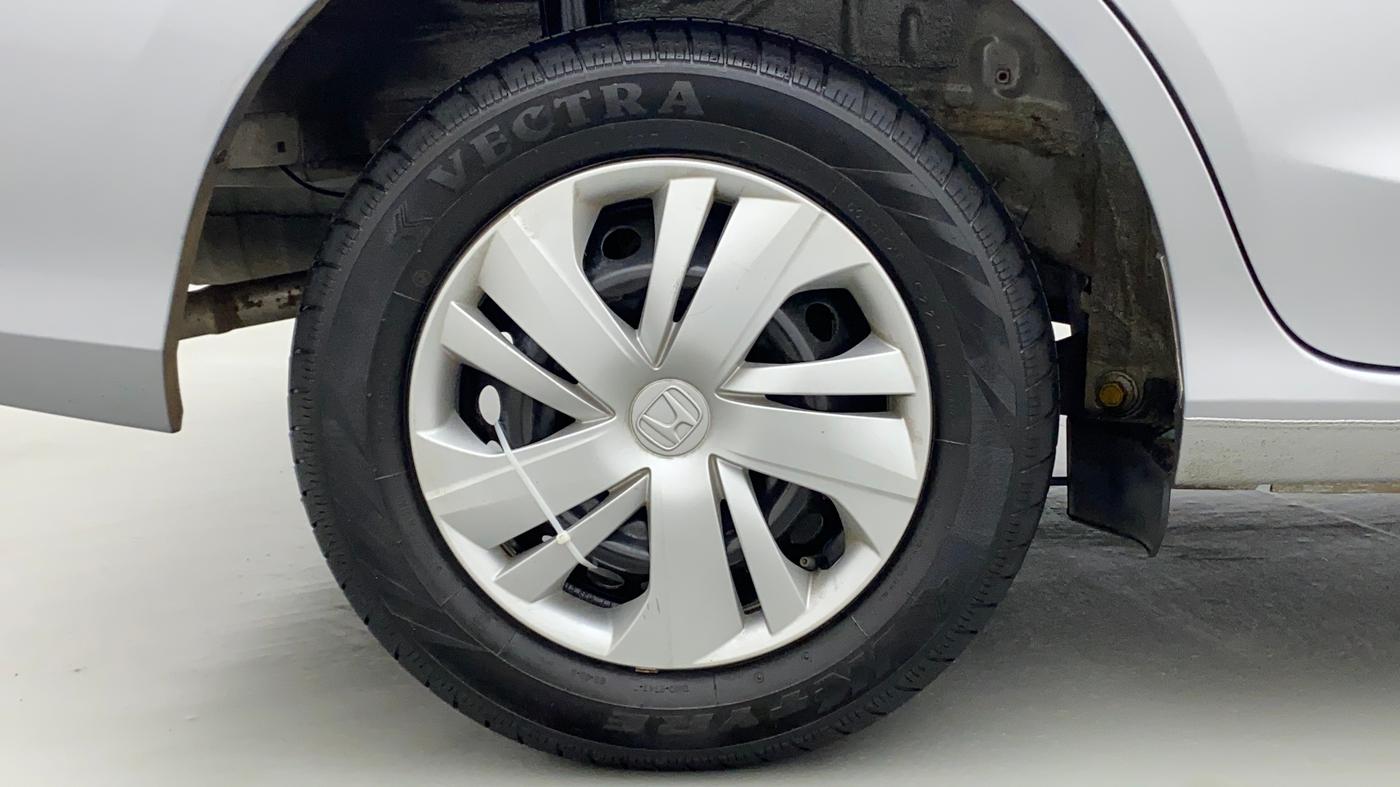 2022 Honda Amaze 1.2L I-VTEC S, Petrol, Manual, 17,752 km, Right Rear Wheel