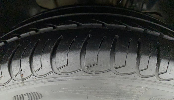2019 Tata Tiago XZ PETROL, Petrol, Manual, 24,355 km, Right Front Tyre Tread