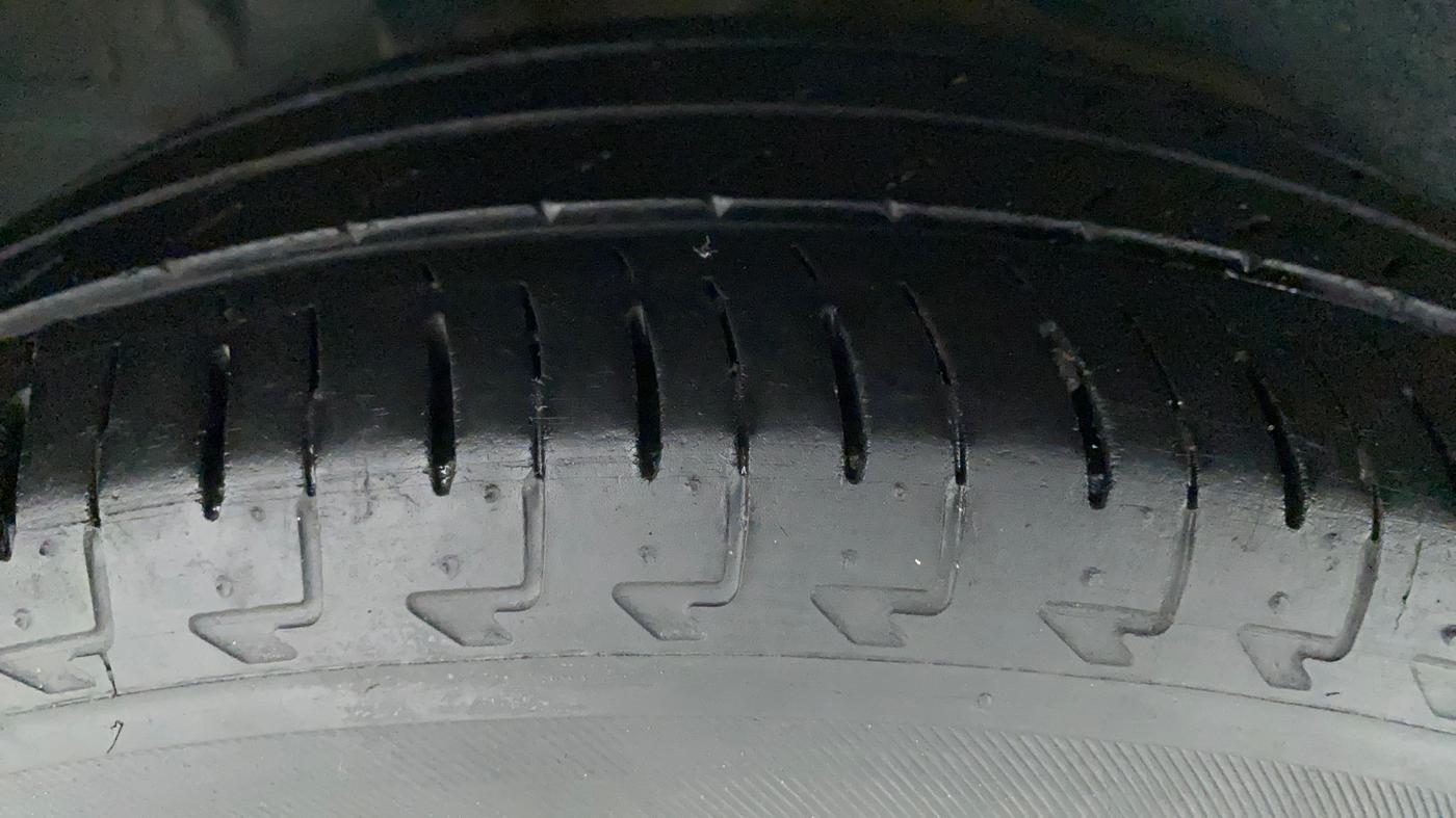 2018 Maruti IGNIS ALPHA 1.3, Diesel, Manual, 58,962 km, Right Rear Tyre Tread