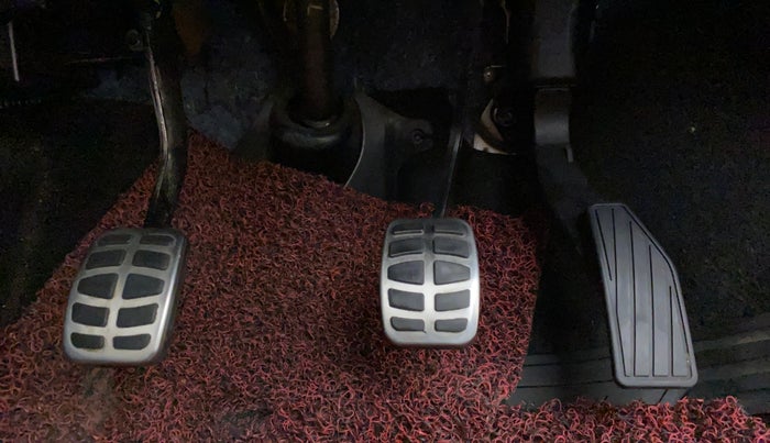 2018 Maruti IGNIS ALPHA 1.3, Diesel, Manual, 58,962 km, Pedals