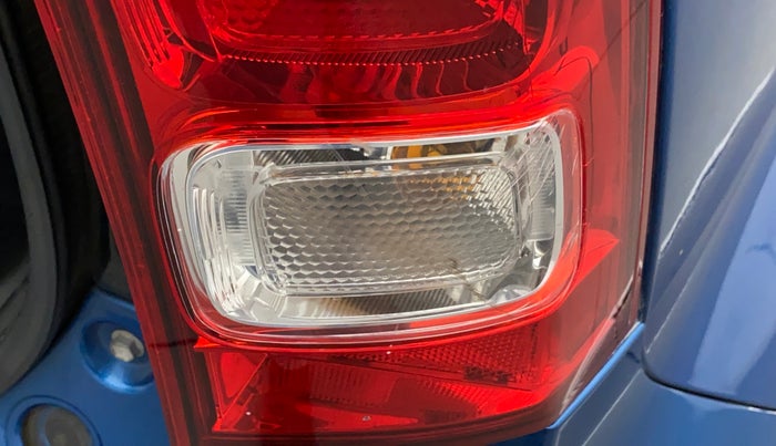 2018 Maruti IGNIS ALPHA 1.3, Diesel, Manual, 58,962 km, Right tail light - Minor scratches