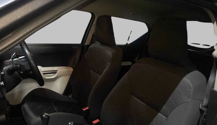 2018 Maruti IGNIS ZETA 1.2 AMT, CNG, Automatic, 38,184 km, Right Side Front Door Cabin