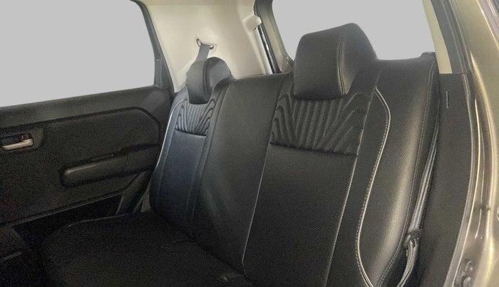 2021 Maruti New Wagon-R VXI 1.0, Petrol, Manual, 3,441 km, Right Side Rear Door Cabin