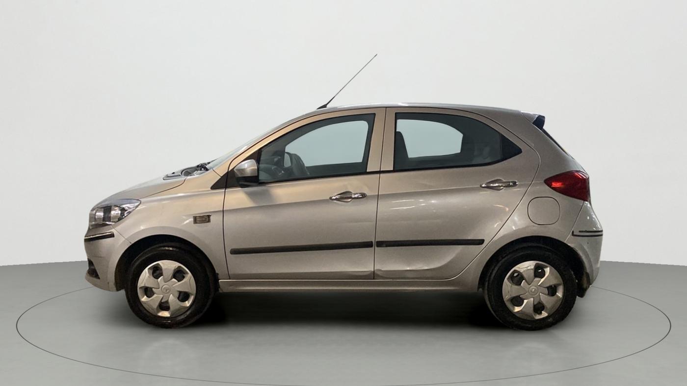 2018 Tata Tiago XT PETROL, Petrol, Manual, 22,302 km, Left Side