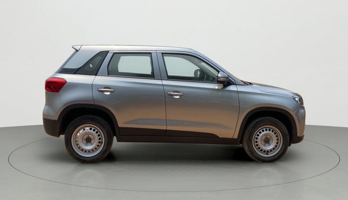 2020 Maruti Vitara Brezza LXI, Petrol, Manual, 18,026 km, Right Side View