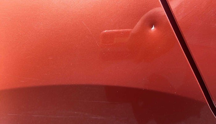 2018 Maruti Swift VXI, Petrol, Manual, 38,189 km, Right quarter panel - Minor scratches