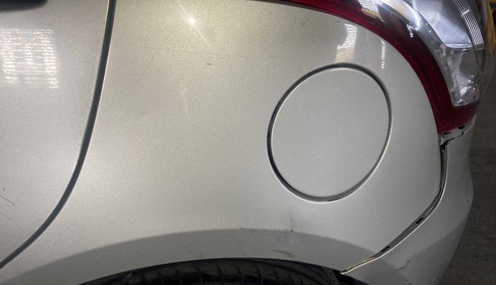 2015 Maruti Swift LDI, Diesel, Manual, 80,303 km, Left quarter panel - Minor scratches