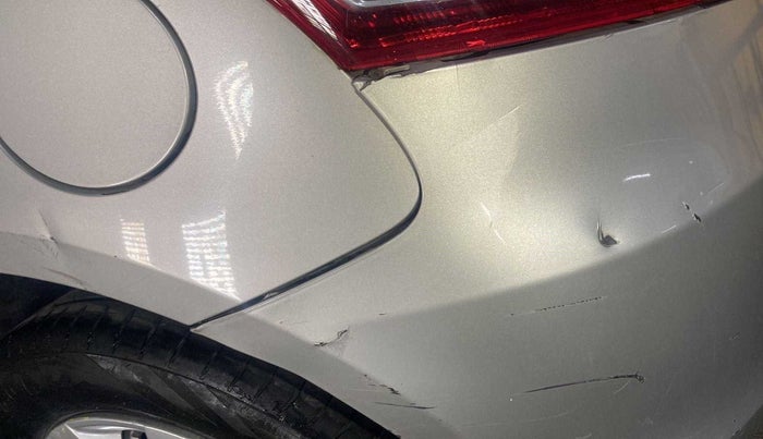2015 Maruti Swift LDI, Diesel, Manual, 80,303 km, Rear bumper - Minor damage