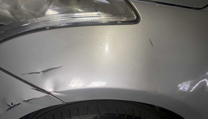 2015 Maruti Swift LDI, Diesel, Manual, 80,303 km, Left fender - Slightly dented