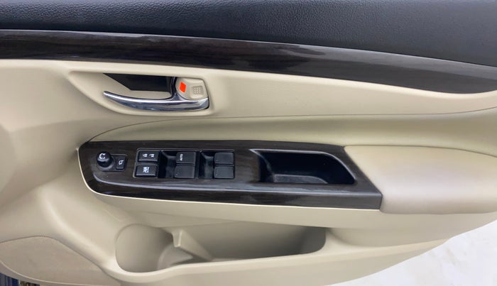 2018 Maruti Ciaz ALPHA  AT 1.4  PETROL, Petrol, Automatic, 31,284 km, Driver Side Door Panels Control