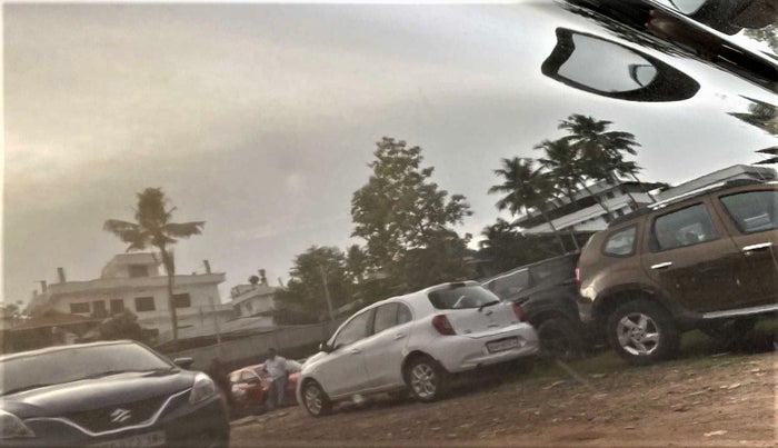 2017 Honda City 1.5L I-VTEC V MT, Petrol, Manual, 1,20,519 km, Driver-side door - Minor scratches