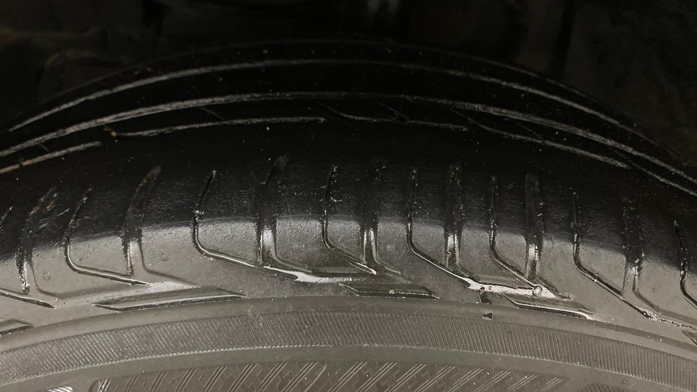 2023 Tata NEXON XZ PLUS DIESEL, Diesel, Manual, 1,38,752 km, Left Front Tyre Tread