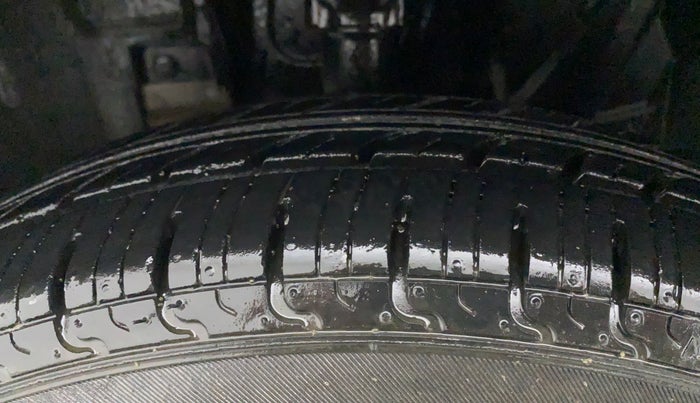 2018 Datsun Redi Go T (O), Petrol, Manual, 51,222 km, Left Front Tyre Tread