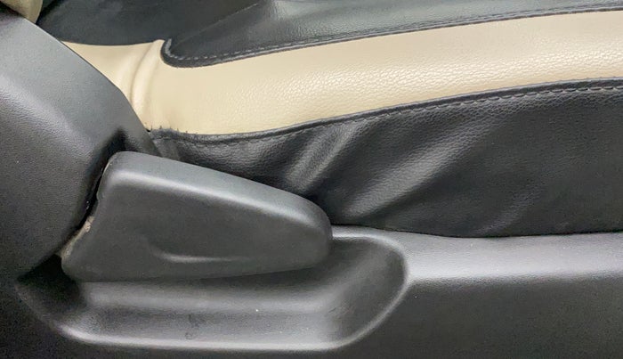 2018 Datsun Redi Go T (O), Petrol, Manual, 51,222 km, Driver Side Adjustment Panel