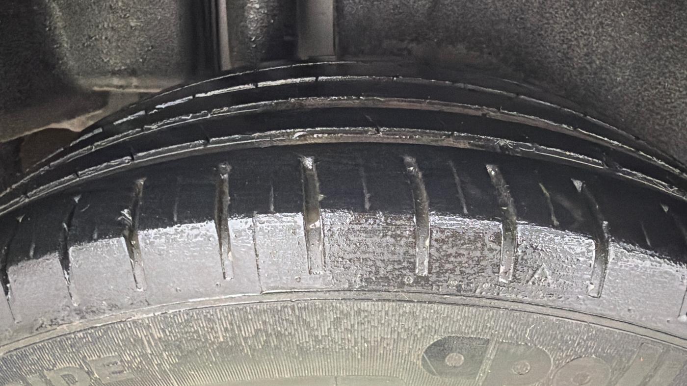 2021 Maruti Ciaz ALPHA  AT 1.5 SHVS PETROL, Petrol, Automatic, 44,856 km, Right Rear Tyre Tread