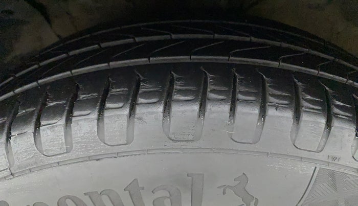 2016 Hyundai Creta SX 1.6 DIESEL, Diesel, Manual, 90,673 km, Left Front Tyre Tread