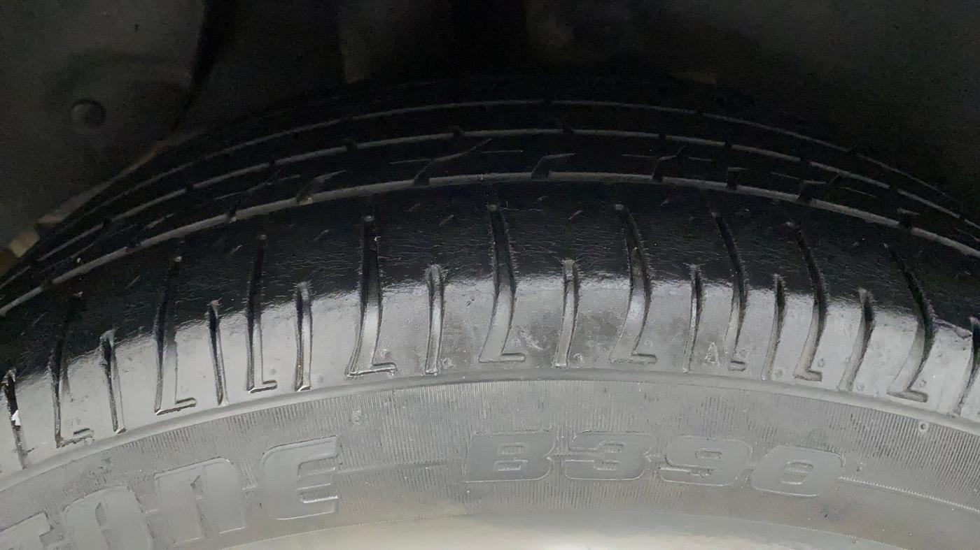 2016 Hyundai Creta SX 1.6 DIESEL, Diesel, Manual, 90,673 km, Right Rear Tyre Tread