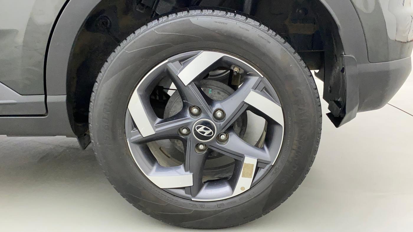 2021 Hyundai VENUE SX 1.5 (O) EXECUTIVE CRDI, Diesel, Manual, 35,965 km, Left Rear Wheel