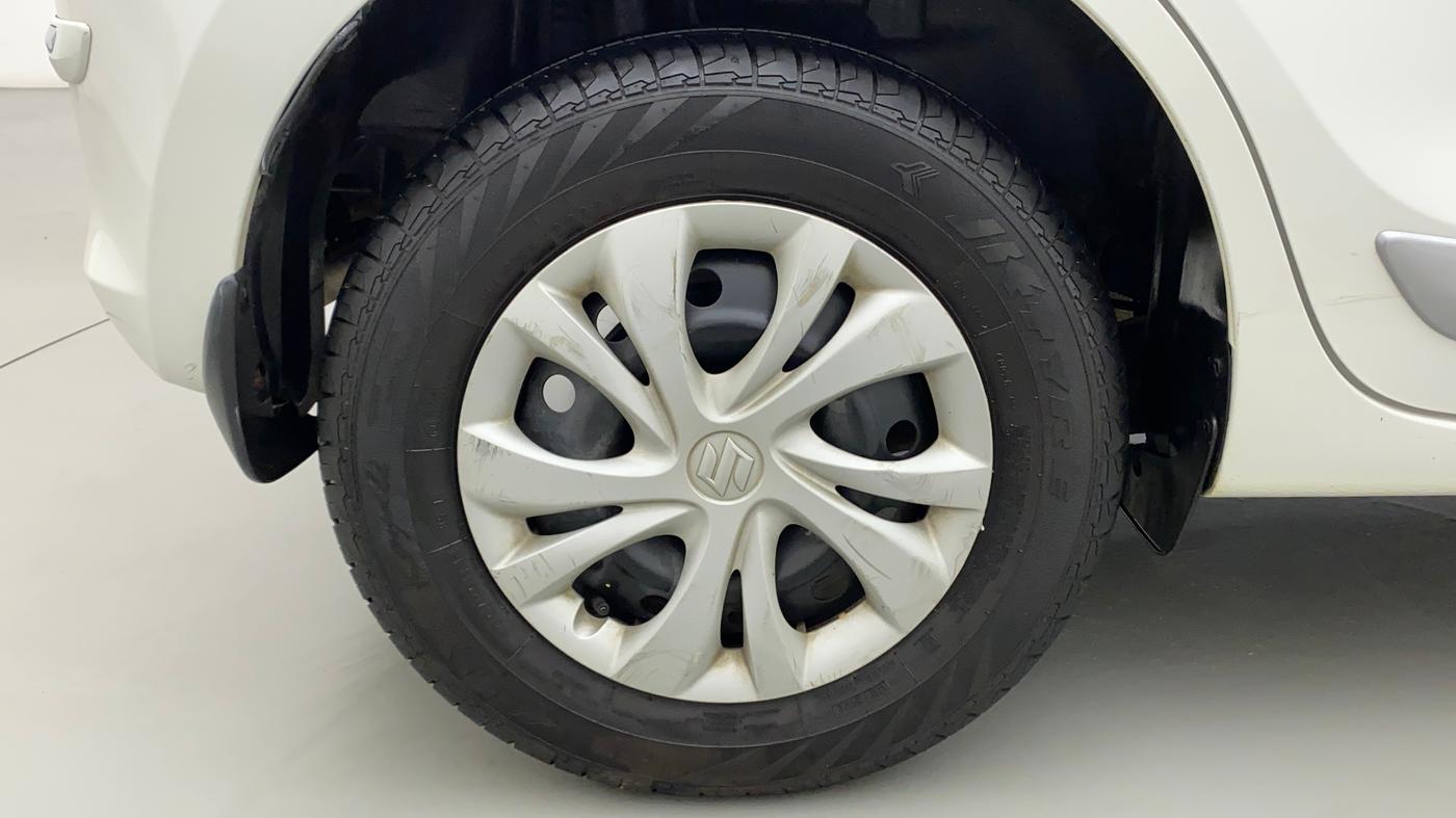 2022 Maruti Swift VXI, Petrol, Manual, 7,396 km, Right Rear Wheel