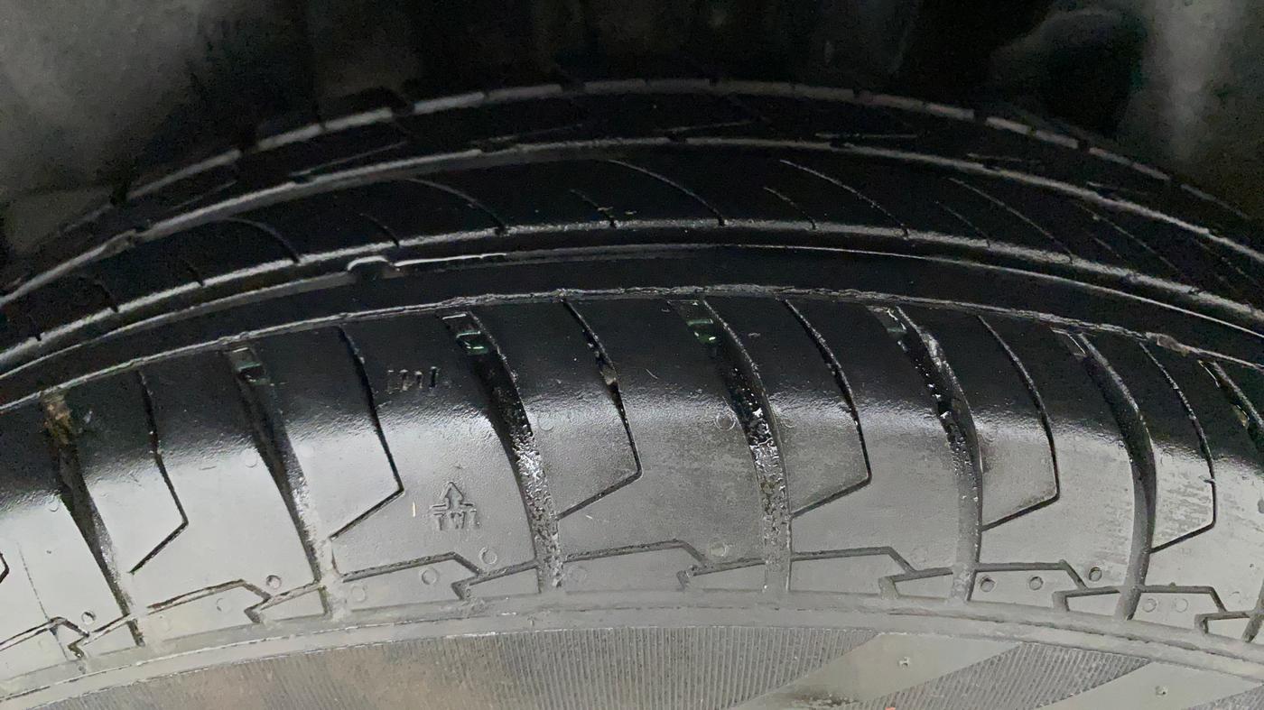 2022 Maruti Swift VXI, Petrol, Manual, 7,396 km, Left Rear Tyre Tread