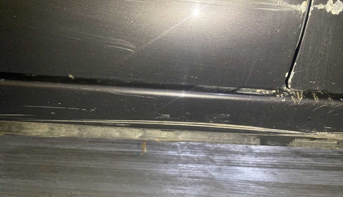 2019 Maruti Alto K10 VXI, Petrol, Manual, 41,261 km, Right running board - Minor scratches