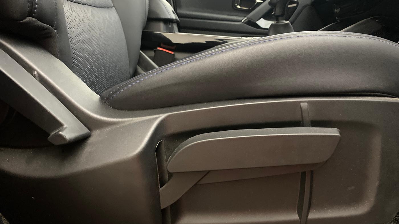 2023 Tata Safari ADVENTURE PLUS DARK EDITION, Diesel, Manual, 17,924 km, Driver Side Adjustment Panel