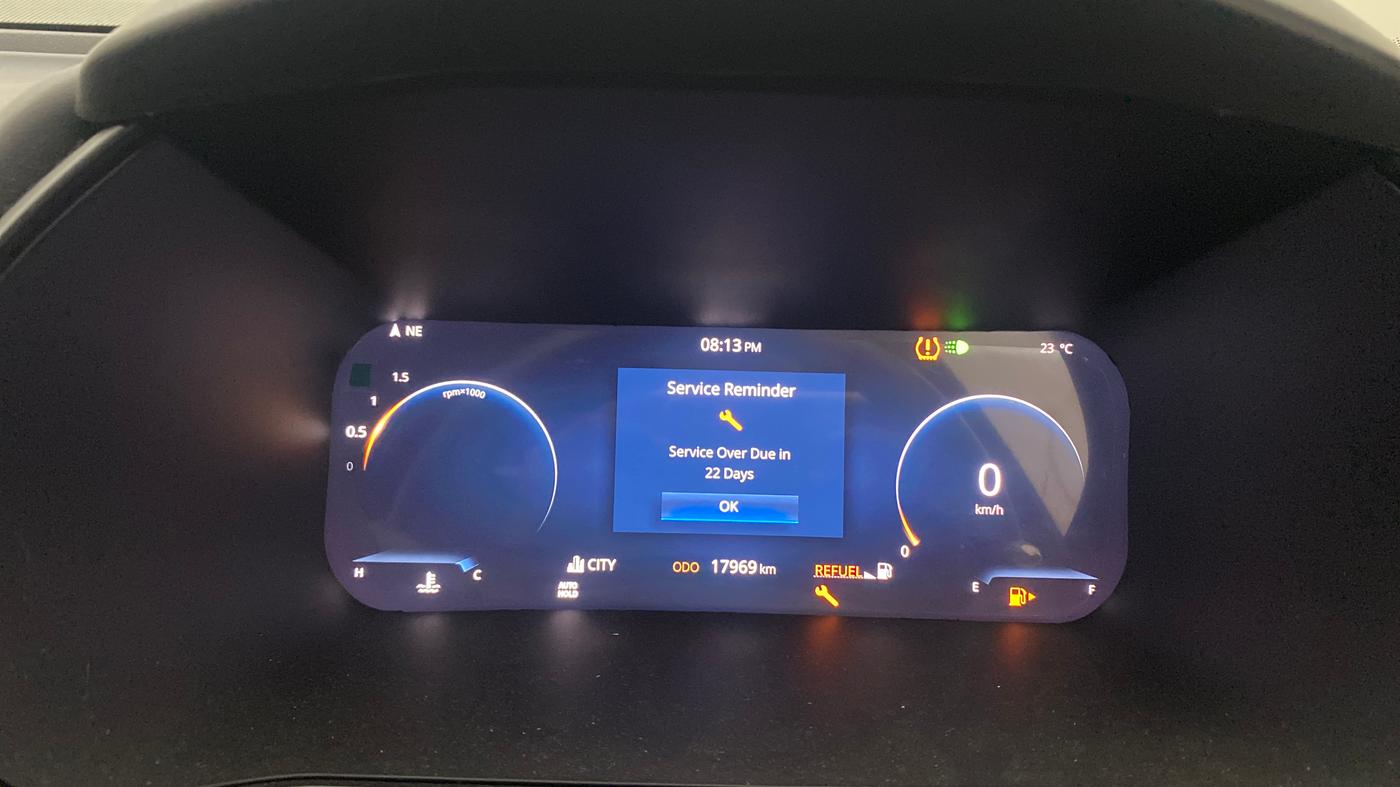 2023 Tata Safari ADVENTURE PLUS DARK EDITION, Diesel, Manual, 17,924 km, Odometer Image