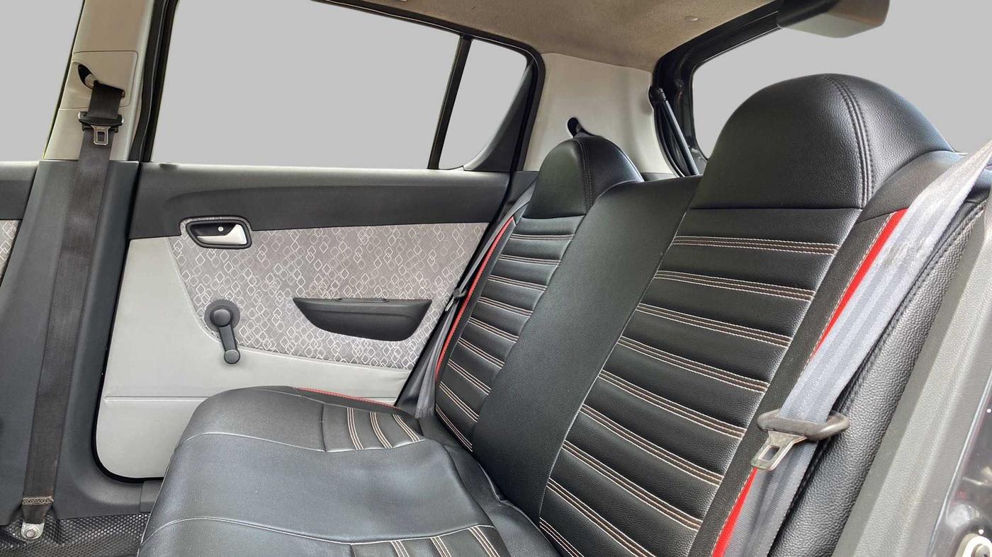 2019 Maruti Alto 800 LXI, Petrol, Manual, 57,216 km, Right Side Rear Door Cabin