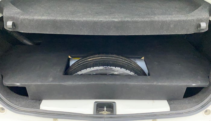 2019 Maruti New Wagon-R LXI CNG 1.0, CNG, Manual, 86,251 km, Boot Inside