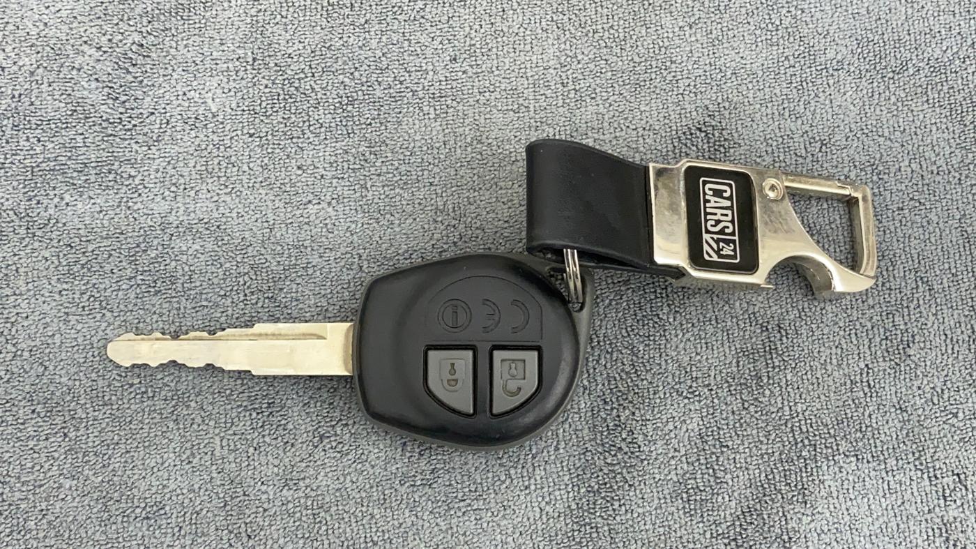 2019 Maruti New Wagon-R LXI CNG 1.0, CNG, Manual, 86,251 km, Key Close Up