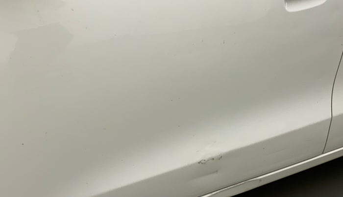 2019 Maruti New Wagon-R LXI CNG 1.0, CNG, Manual, 86,251 km, Front passenger door - Slightly dented
